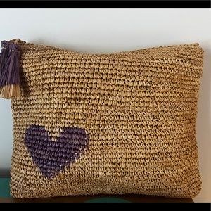 Aerin Raffia heart clutch